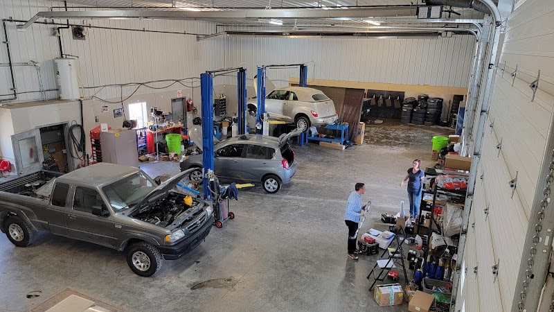 Car Farmers Strathmore